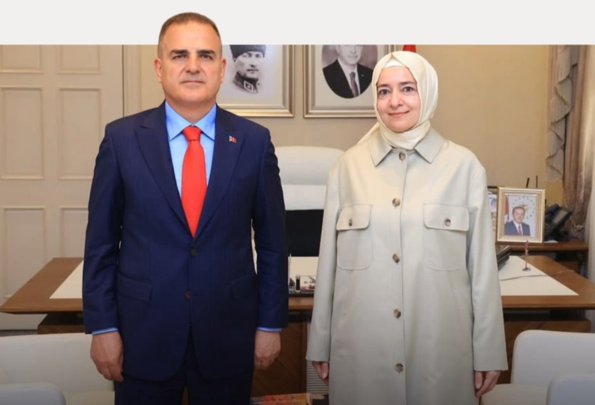 MUĞLA VALİSİ DE FONZEDE Mİ?